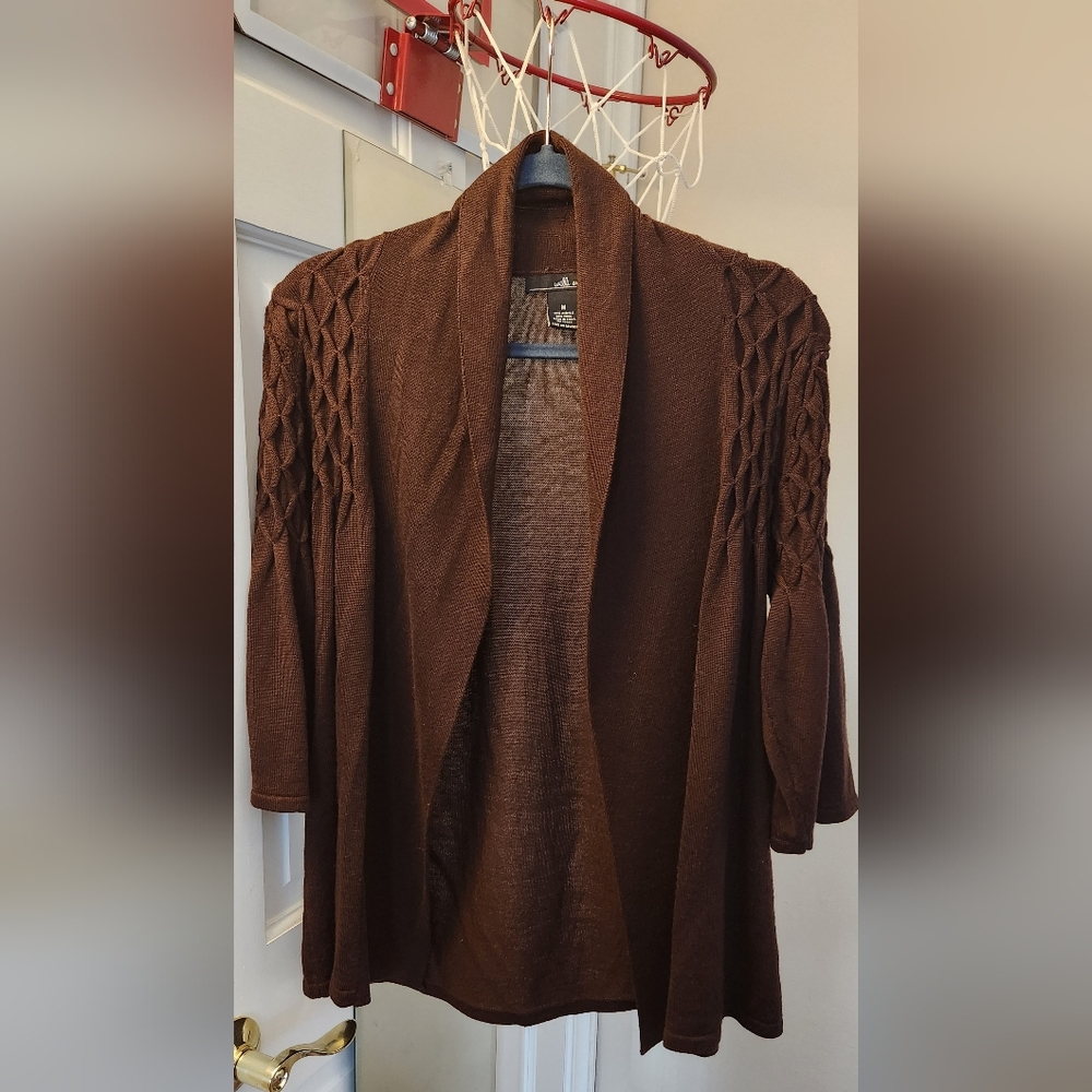 Women's "Willi Smith" brown three-quarter length sleeve cardigan size M